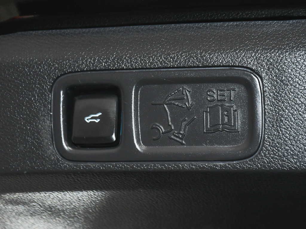 Used 2023 Ford Expedition Limited AWD/4WD image 70
