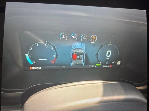 Used 2025 Ford F150 Platinum w/ Equipment Group 702A High AWD/4WD image 17
