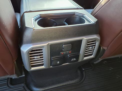 Used 2017 Ford F350 Platinum image 22