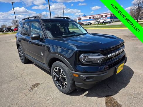 Certified 2023 Ford Bronco Sport Outer Banks w/ Tech Package AWD/4WD image 5
