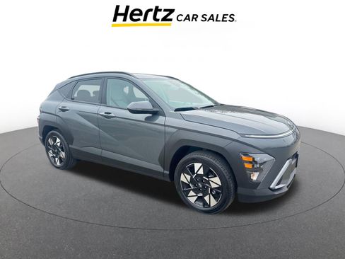 Used 2025 Hyundai Kona SEL image 1