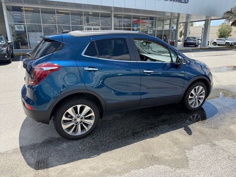 Used 2020 Buick Encore Preferred w/ Safety Package FWD image 3