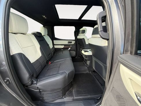 Used 2024 Toyota Tundra Capstone AWD/4WD image 23