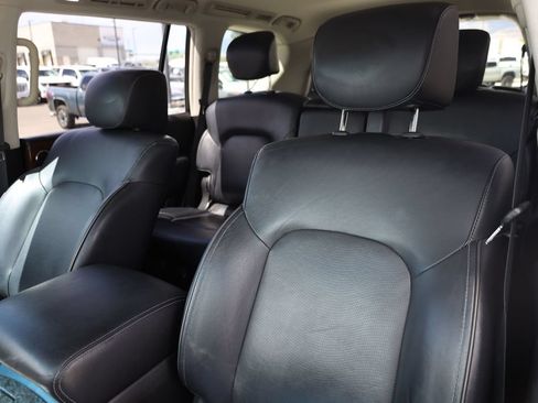 Used 2015 INFINITI QX80 4WD w/ 22" Wheel Package image 17