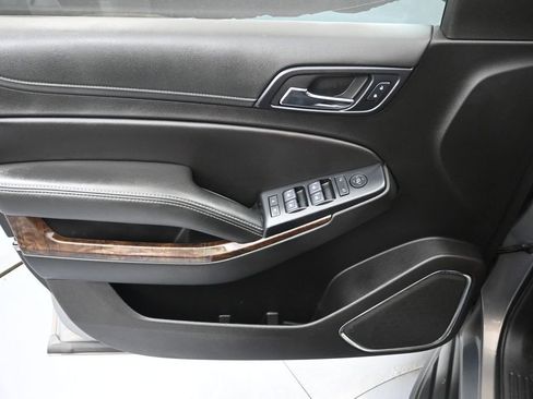 Used 2019 Chevrolet Tahoe LS w/ Skid Plate Package AWD/4WD image 21