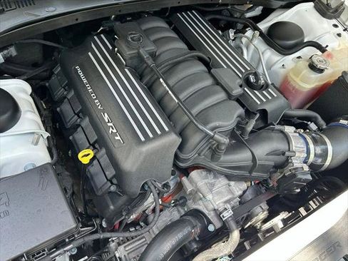 Certified 2022 Dodge Charger Scat Pack w/ Plus Group RWD image 11
