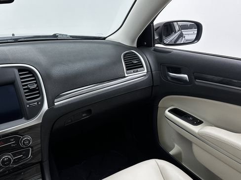 Used 2021 Chrysler 300 Touring L w/ Popular Equipment Group image 30