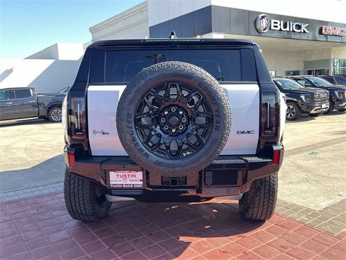 New 2026 GMC Hummer EV SUV image 4