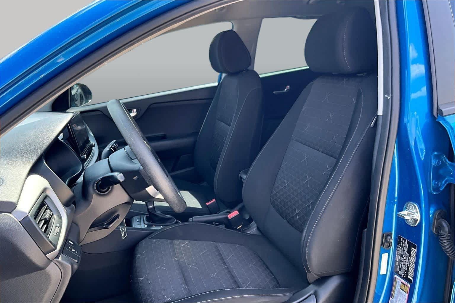 Used 2023 Kia Rio S FWD image 8