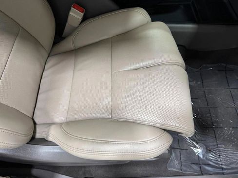 Used 2024 Lincoln Navigator L 4WD image 19