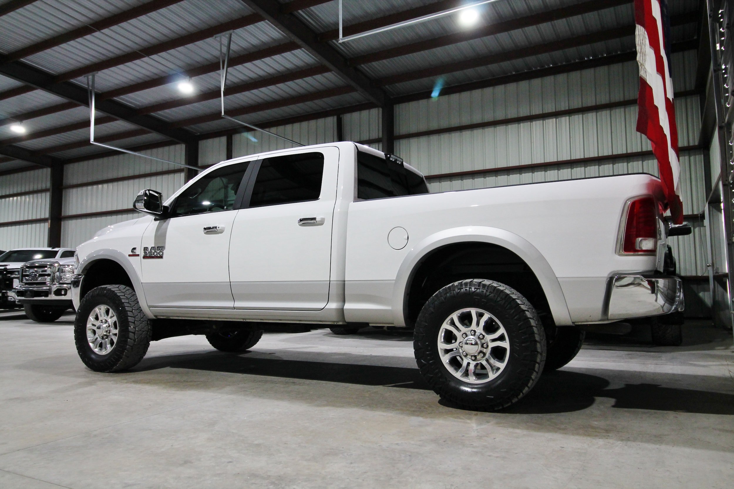 Used 2018 RAM 3500 Laramie AWD/4WD image 7