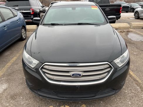 Used 2014 Ford Taurus SEL image 25