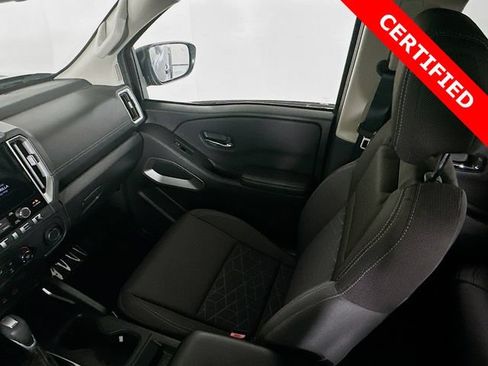 Used 2025 Nissan Frontier SV RWD image 22