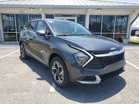Used 2023 Kia Sportage LX AWD/4WD image 12