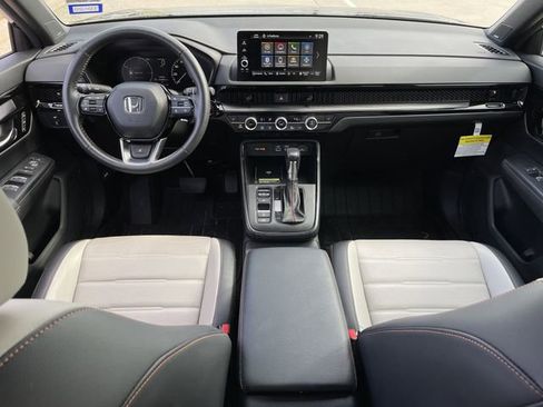 Used 2024 Honda CR-V Sport Touring image 11