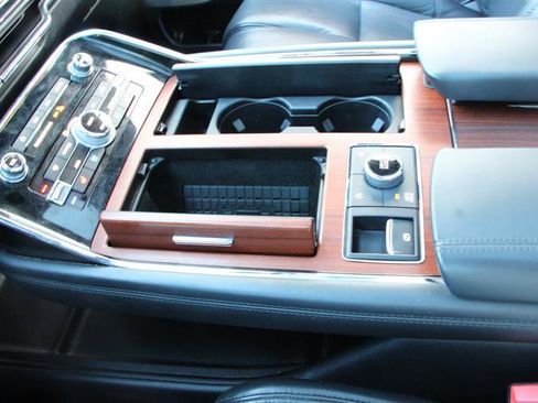 Used 2022 Lincoln Navigator Reserve image 29