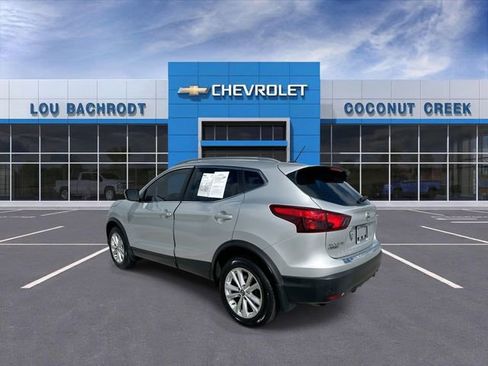 Used 2019 Nissan Rogue Sport SV image 6