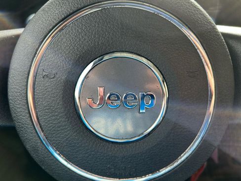 Used 2013 Jeep Wrangler Unlimited Sahara w/ Dual Top Group image 20