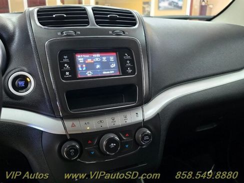 Used 2013 Dodge Journey American Value Package FWD image 19