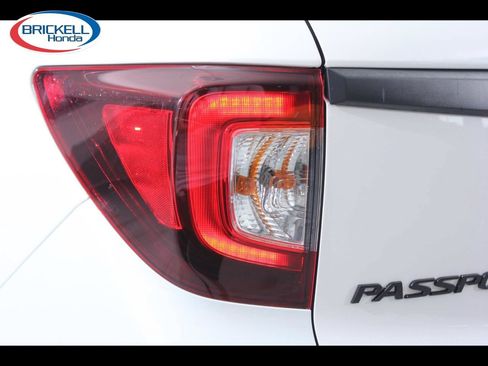 Used 2023 Honda Passport TrailSport image 11