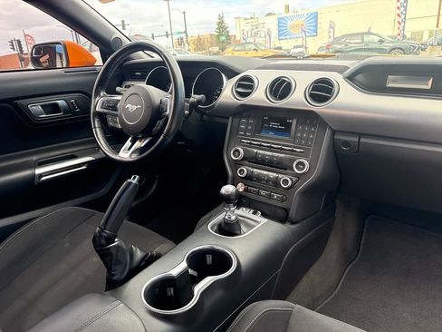 Used 2018 Ford Mustang GT RWD image 32