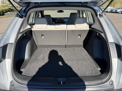 Used 2025 Honda HR-V LX image 11