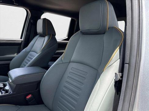 Used 2024 Toyota Tacoma 4x4 Double Cab Hybrid image 9