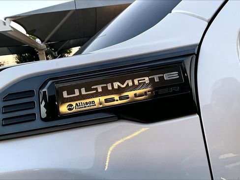 Used 2024 GMC Sierra 2500 Denali Ultimate AWD/4WD image 15