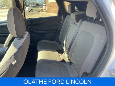 Used 2022 Ford Escape SE w/ Convenience Package image 28