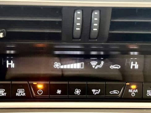 Certified 2024 MAZDA CX-90 3.3 Turbo S w/ Premium Package image 15