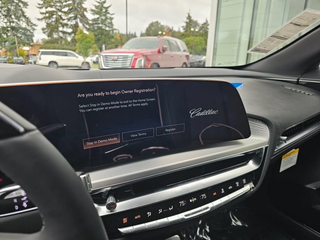 New 2027 Cadillac Lyriq Signature Luxury w/ Nappa Leather Package AWD/4WD image 26