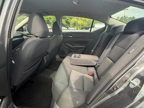 Used 2021 Nissan Altima 2.5 SV AWD/4WD image 13