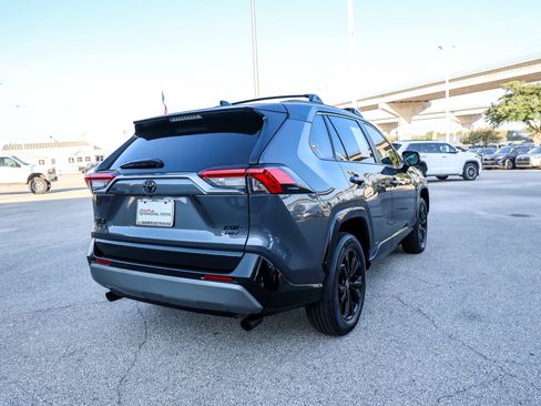 Used 2025 Toyota RAV4 XSE AWD/4WD image 7