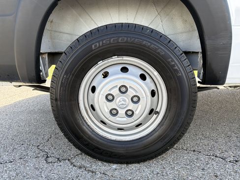 Used 2023 RAM ProMaster 2500 FWD image 9