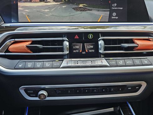 Used 2019 BMW X7 xDrive50i w/ M Sport Package image 33