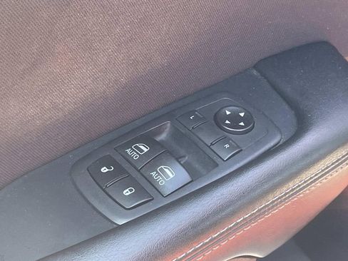 Used 2020 Dodge Challenger R/T RWD image 13
