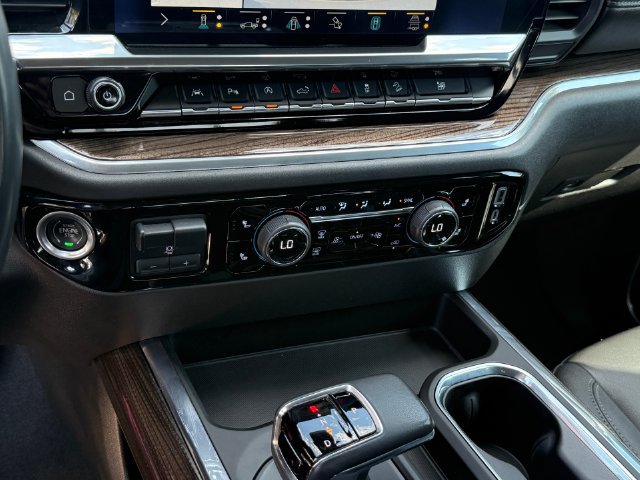 Used 2022 Chevrolet Silverado 1500 LT Trail Boss w/ LT Trail Boss Premium Package AWD/4WD image 21