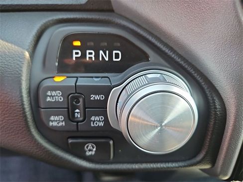 Used 2025 RAM 1500 Laramie image 16
