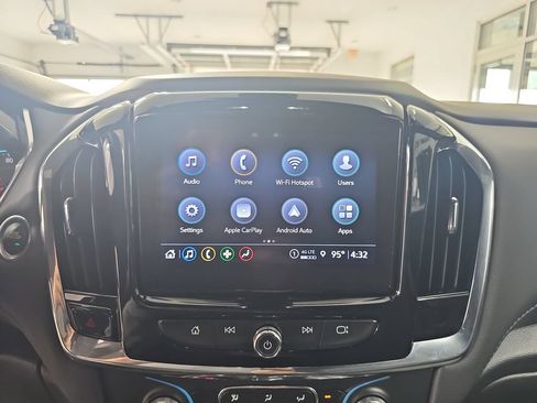 Used 2023 Chevrolet Traverse LT w/ LPO, Floor Liner Package AWD/4WD image 28