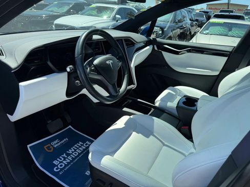 Used 2020 Tesla Model X Long Range AWD/4WD image 11