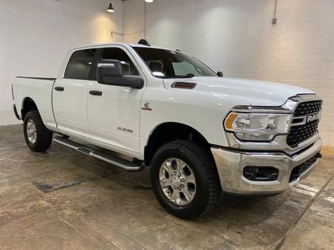 Used 2024 RAM 2500 Big Horn w/ Off Road Package AWD/4WD image 7