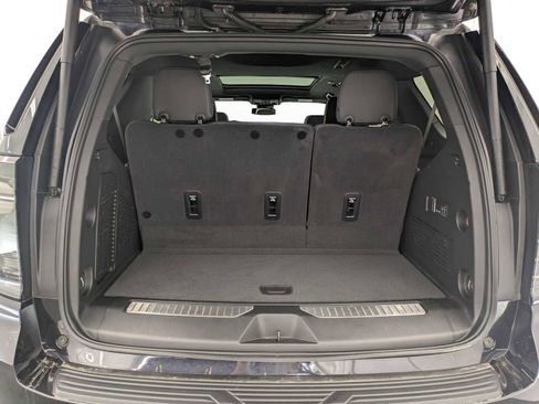 Used 2025 Chevrolet Tahoe RST w/ Comfort Package AWD/4WD image 33