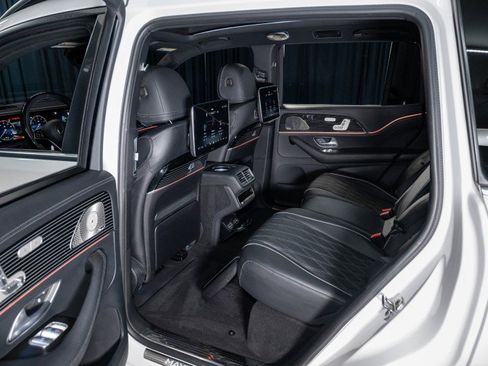 Certified 2024 Mercedes-Benz Maybach GLS 600 4MATIC image 16