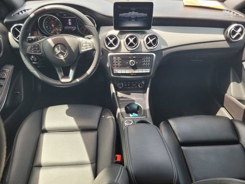 Used 2020 Mercedes-Benz GLA 250 4MATIC image 16