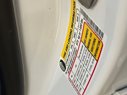 New 2026 Ford Maverick XL image 23