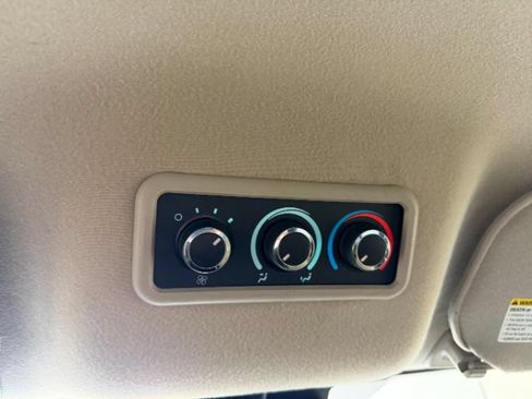 Used 2024 Chevrolet Express 3500 LT w/ LT Preferred Equipment Group RWD image 24