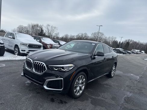 Used 2023 BMW X6 xDrive40i w/ Premium Package image 3