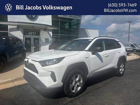 Used 2021 Toyota RAV4 LE AWD/4WD image 1