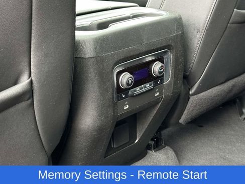 Used 2022 Chevrolet Tahoe Z71 w/ Luxury Package image 15