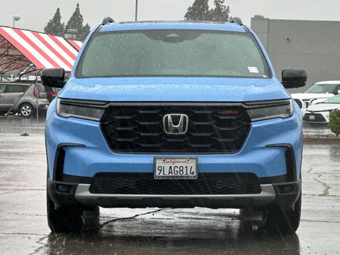 Used 2024 Honda Pilot TrailSport image 10
